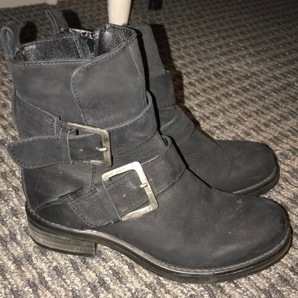 Steve madden booties